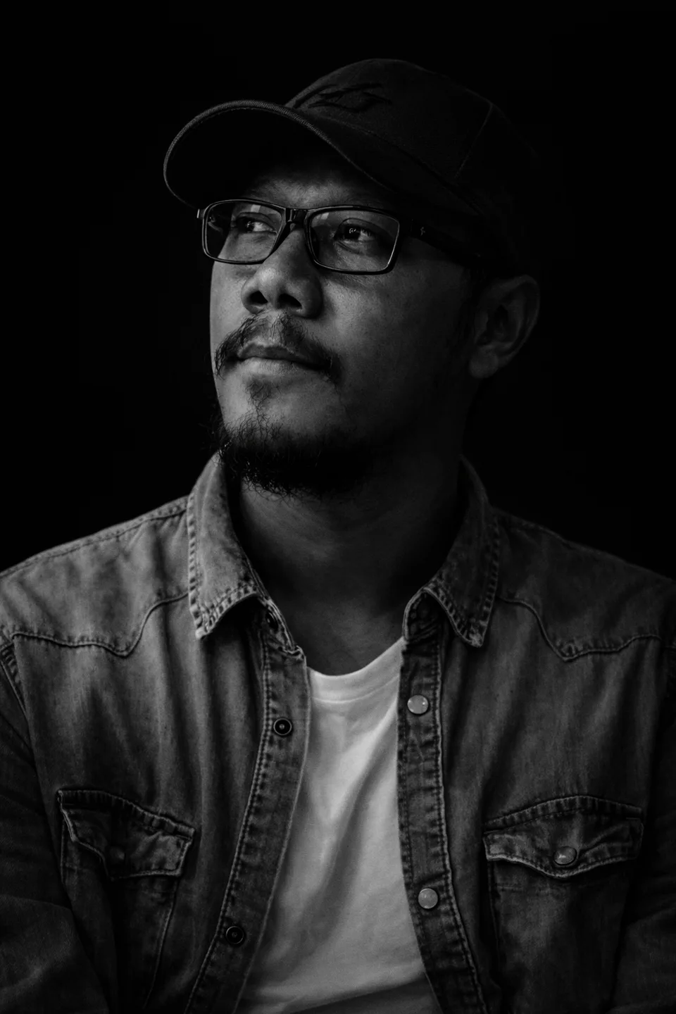 Ridho Borneo, known as Neo, photographer and editor
